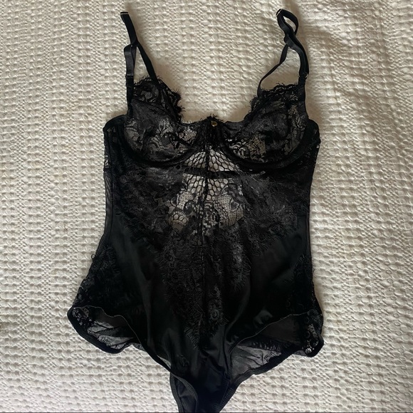 Gooseberry Intimates Honey Bee Bodysuit - Picture 3 of 8